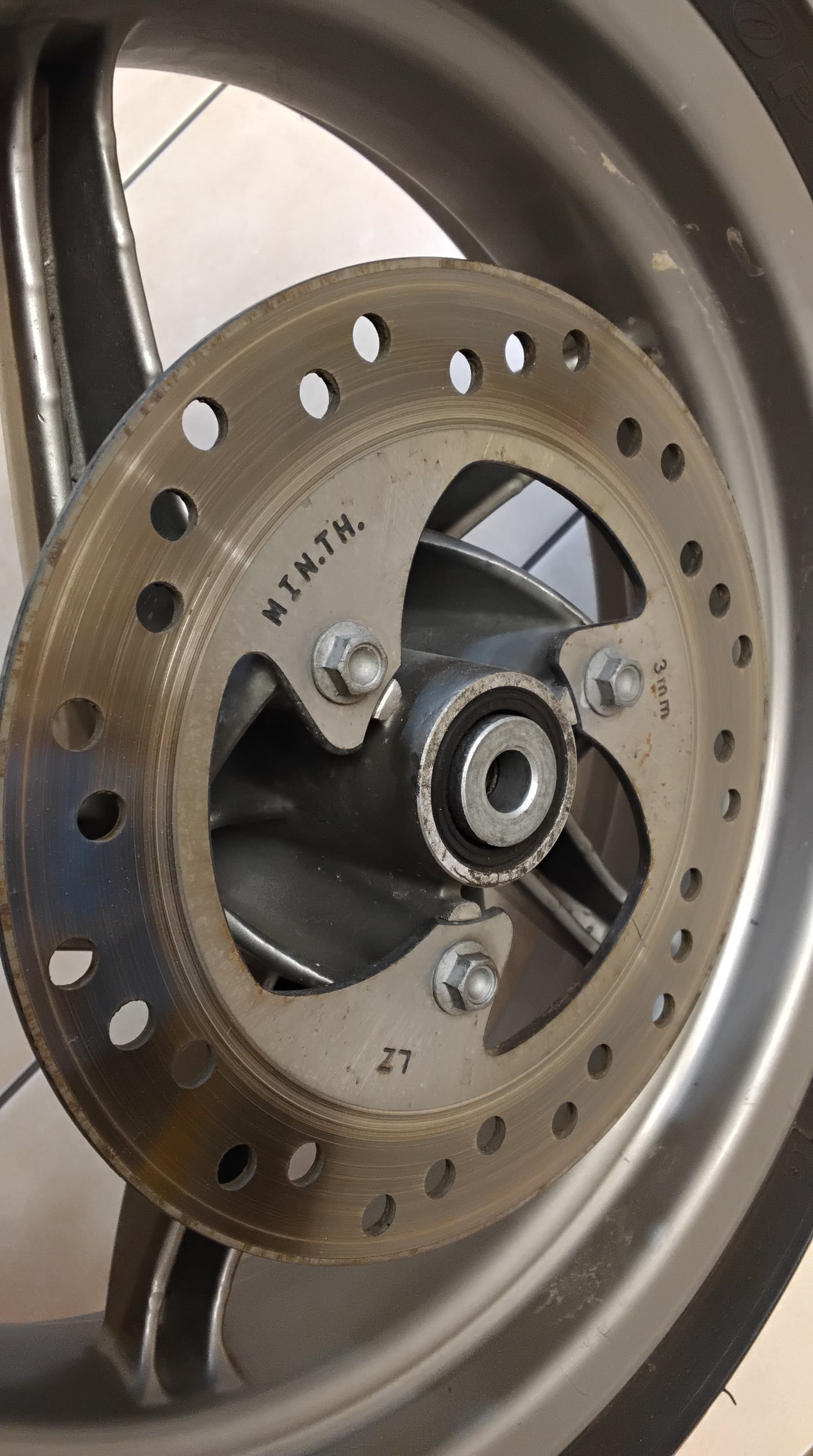 Aprilia sr 50 Factory Piaggio Di-Tech Felge vorne