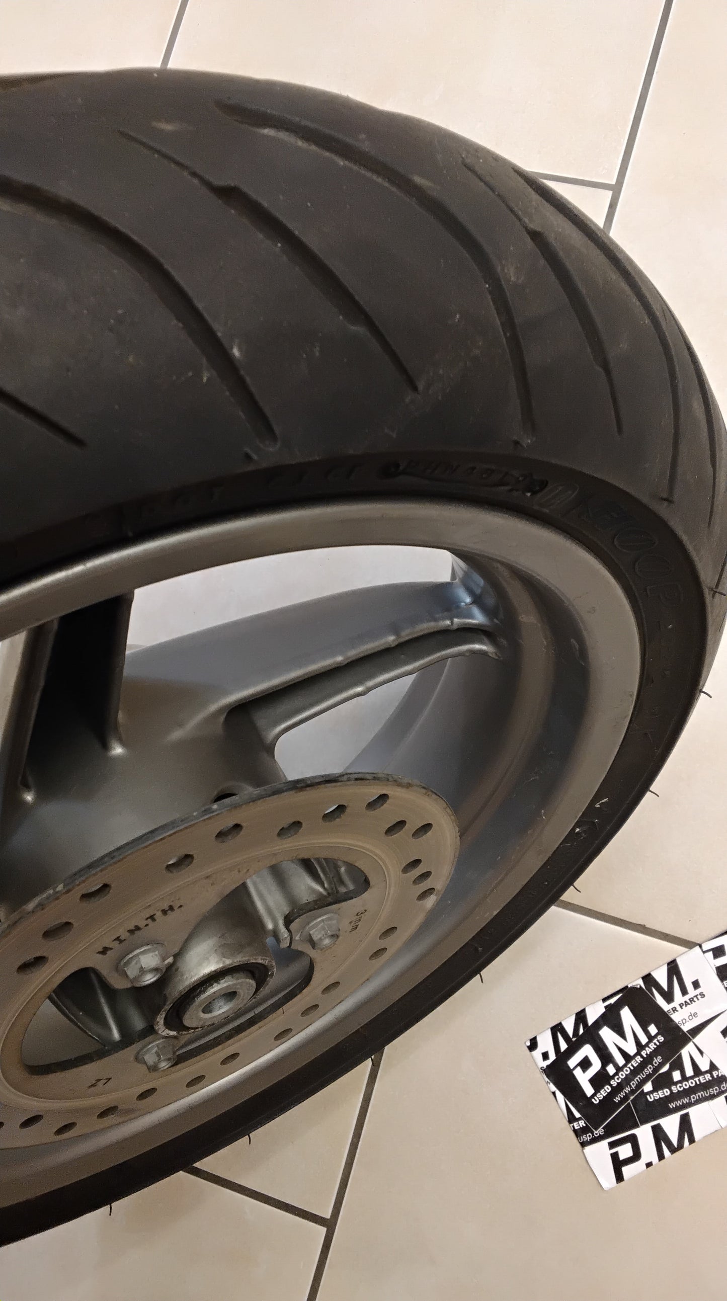 Aprilia sr 50 Factory Piaggio Di-Tech Felge vorne