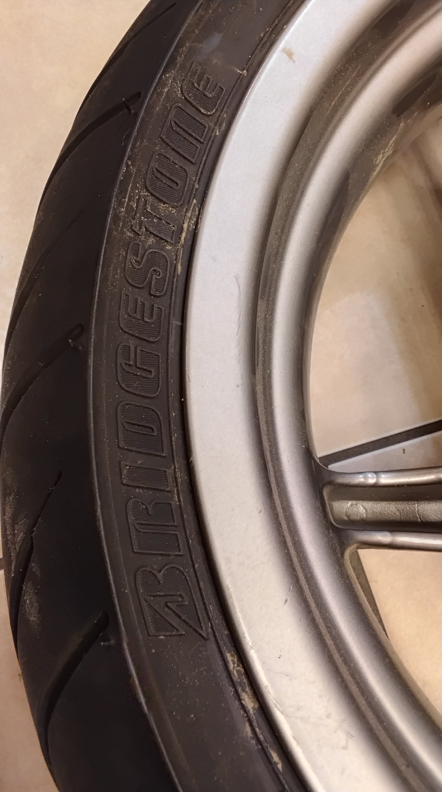 Aprilia sr 50 Factory Piaggio Di-Tech Felge vorne