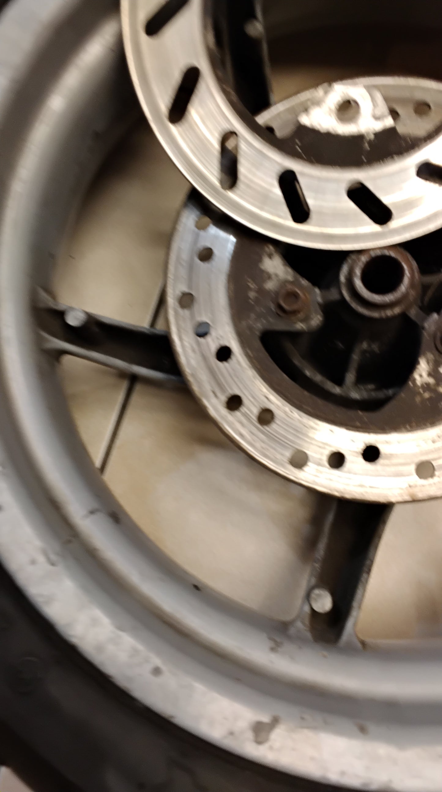 Felge hinten Minarelli Aprilia sr 50 Scheibenbremse