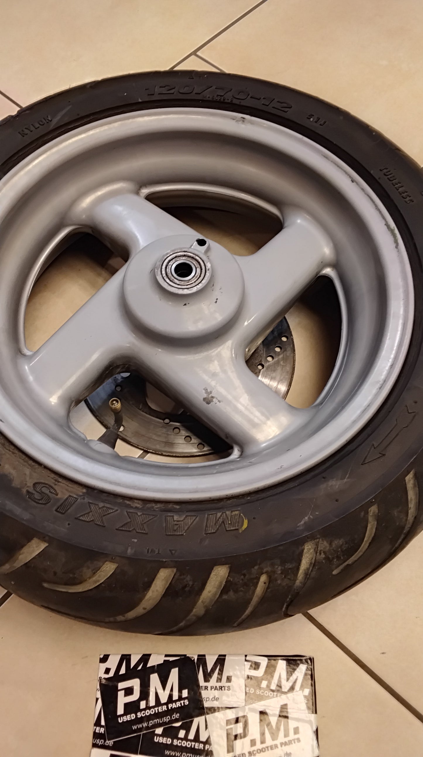Malaguti F15 Firefox Felge mit Bremsscheibe original Vorderrad
