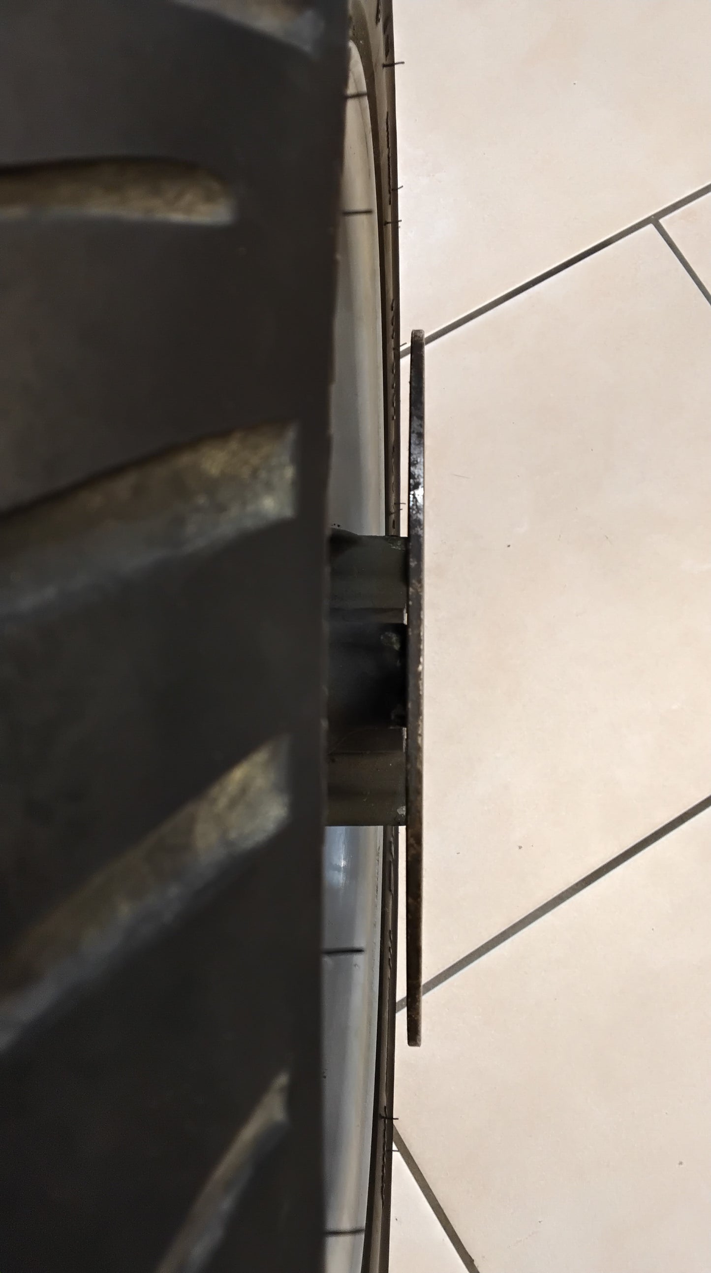 Malaguti F15 Firefox Felge mit Bremsscheibe original Vorderrad